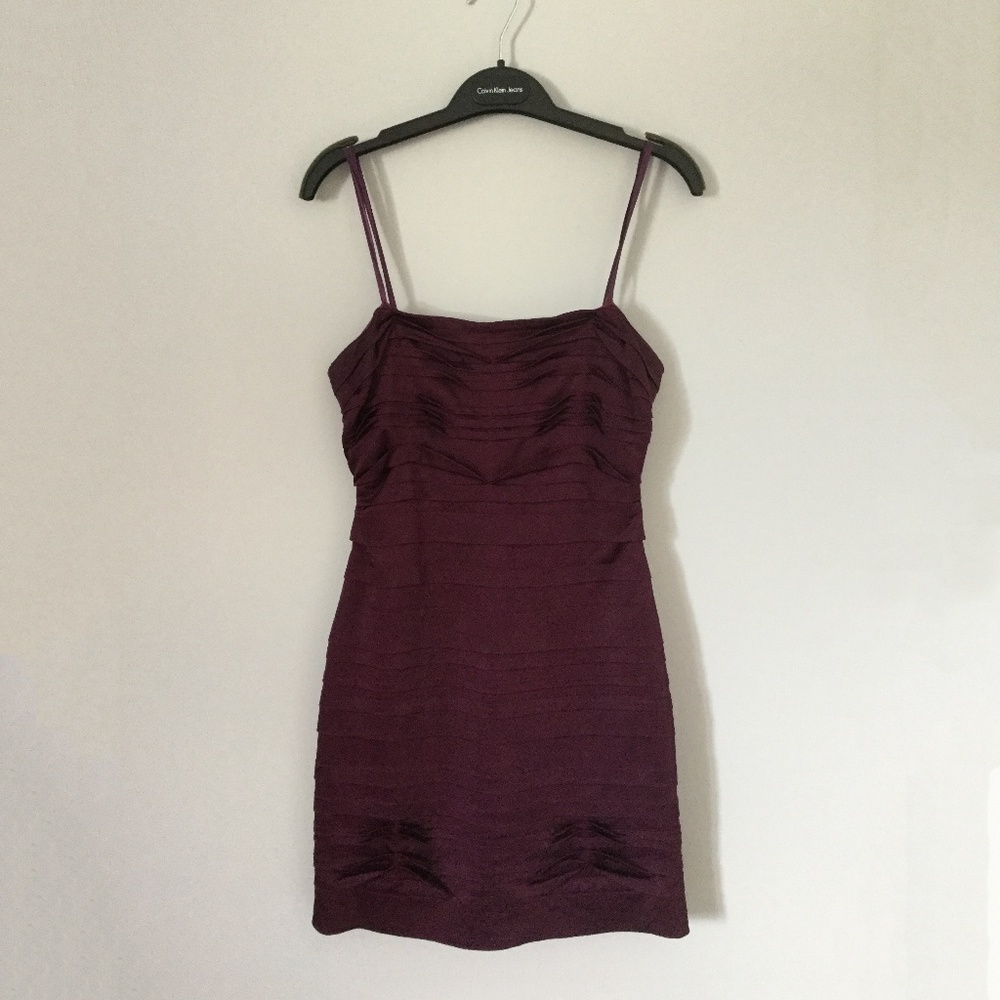 BCBG MaxAzria Burgundy Strapless Bodycon Dress